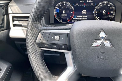 2022 Mitsubishi Outlander SE w/Pano