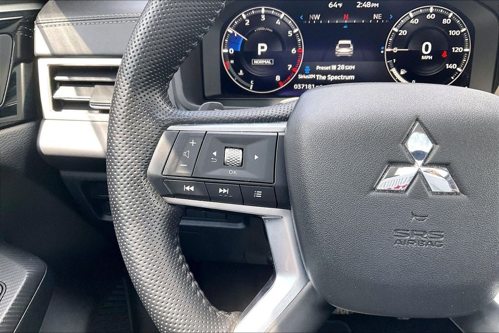 2022 Mitsubishi Outlander SE w/Pano