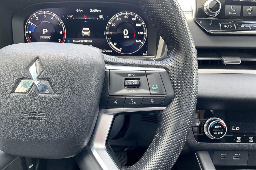 2022 Mitsubishi Outlander SE w/Pano