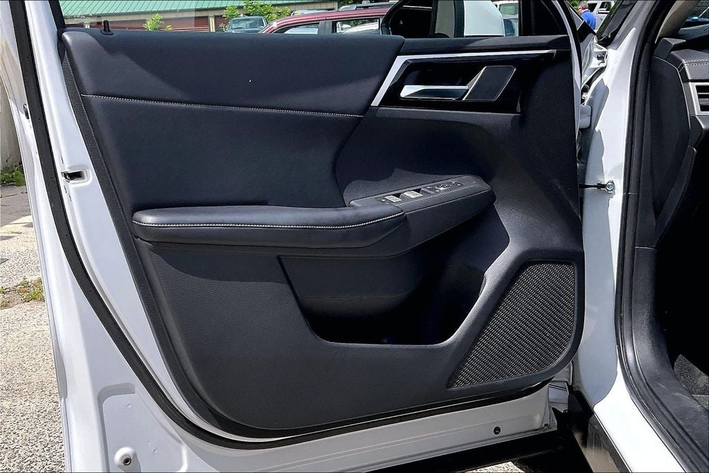 2022 Mitsubishi Outlander SE w/Pano