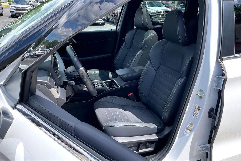 2022 Mitsubishi Outlander SE w/Pano