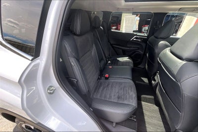 2022 Mitsubishi Outlander SE w/Pano