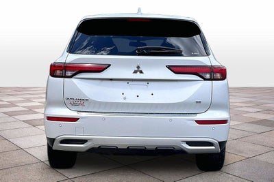 2022 Mitsubishi Outlander SE w/Pano