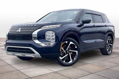 2022 Mitsubishi Outlander SE