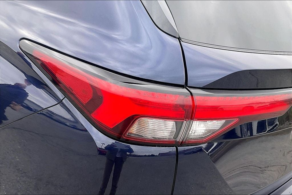 2022 Mitsubishi Outlander SE