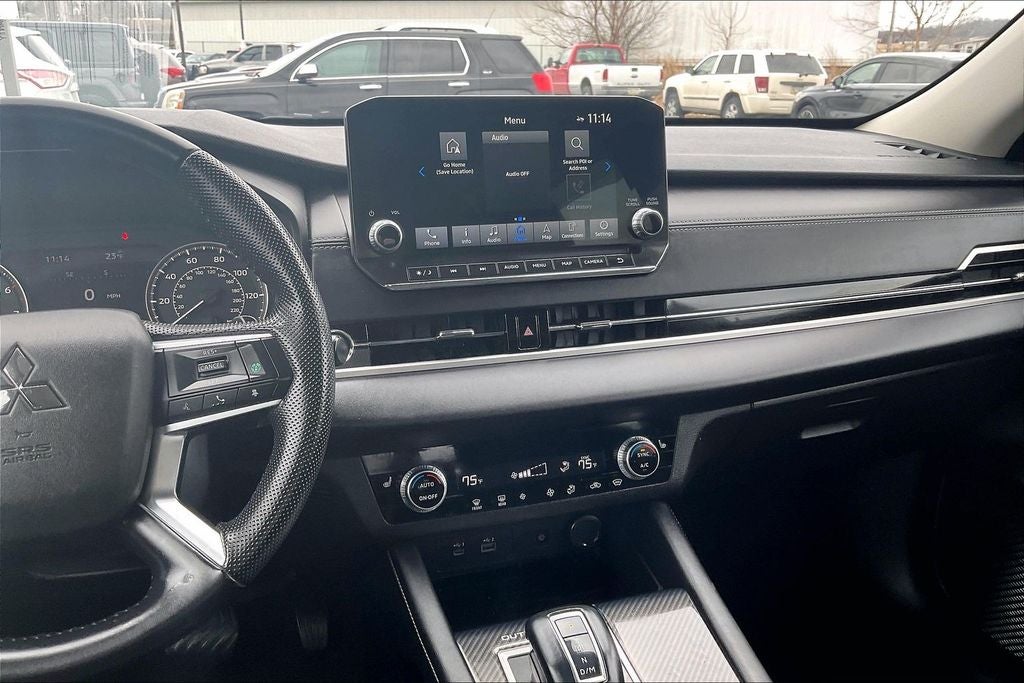 2022 Mitsubishi Outlander SE