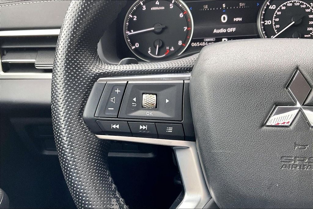 2022 Mitsubishi Outlander SE