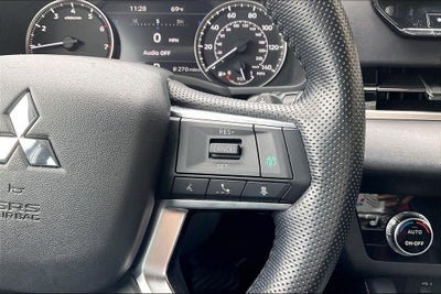 2022 Mitsubishi Outlander SE