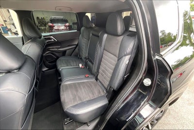 2022 Mitsubishi Outlander SE