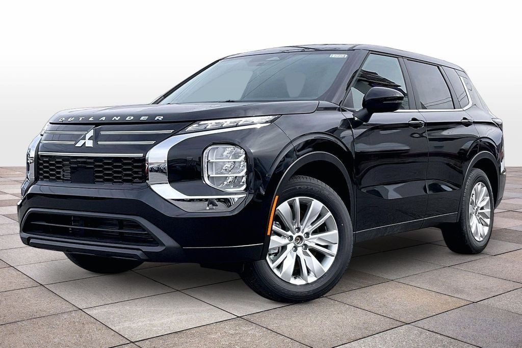 2026 Mitsubishi Outlander ES