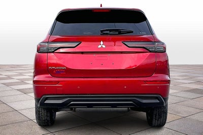 2026 Mitsubishi Outlander ES