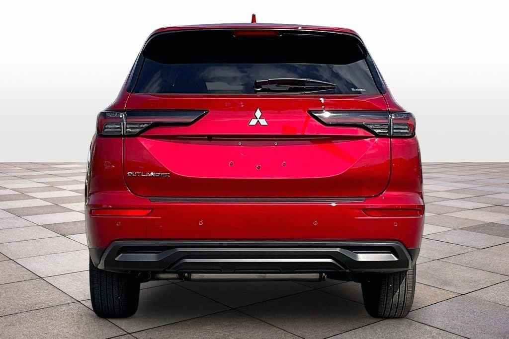 2026 Mitsubishi Outlander ES