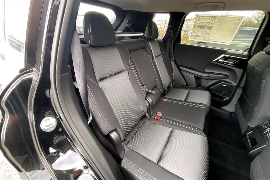 2026 Mitsubishi Outlander ES