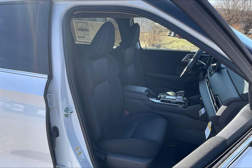 2026 Mitsubishi Outlander ES