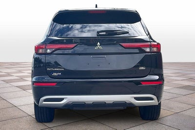 2022 Mitsubishi Outlander SEL