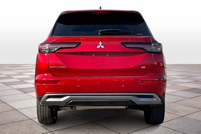 2025 Mitsubishi Outlander SE