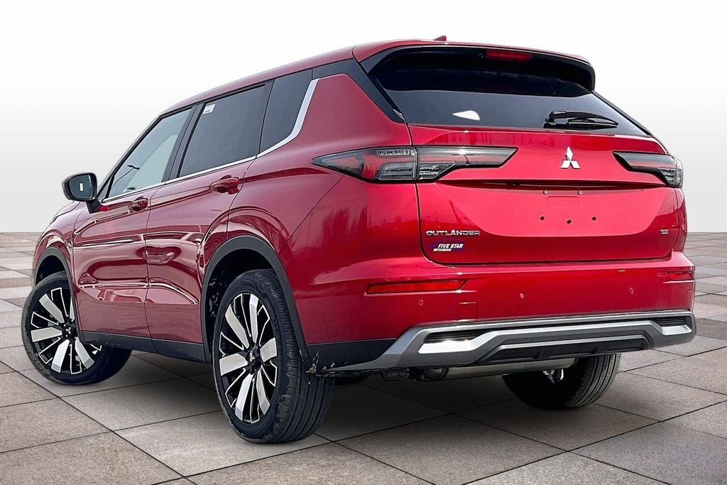2025 Mitsubishi Outlander SE