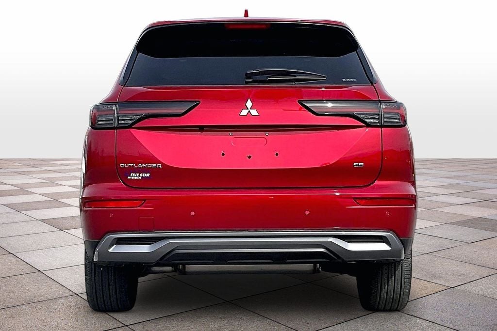 2025 Mitsubishi Outlander SE