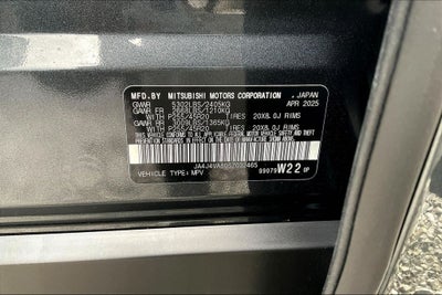 2025 Mitsubishi Outlander SE