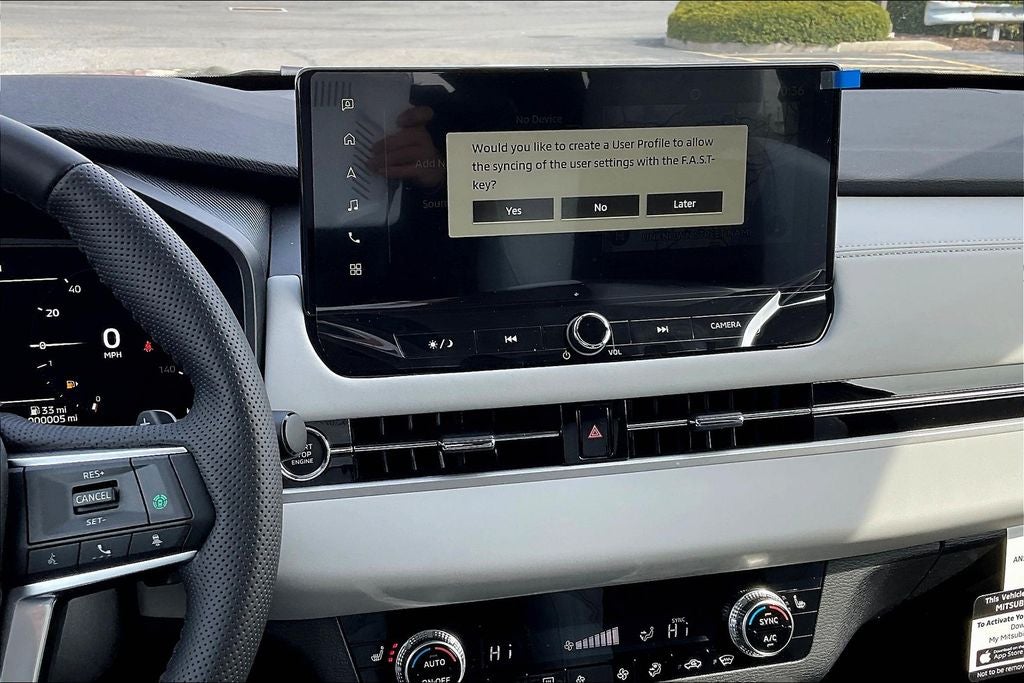 2025 Mitsubishi Outlander SE