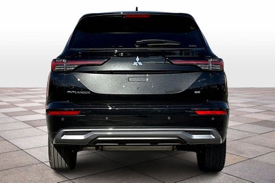 2025 Mitsubishi Outlander SE