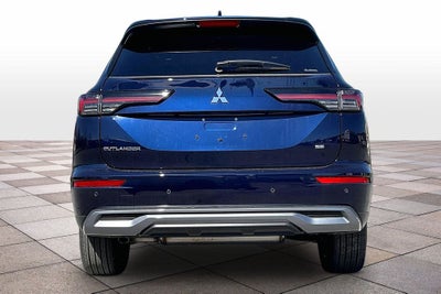 2025 Mitsubishi Outlander SE