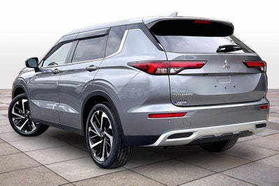 2024 Mitsubishi Outlander SE Tech