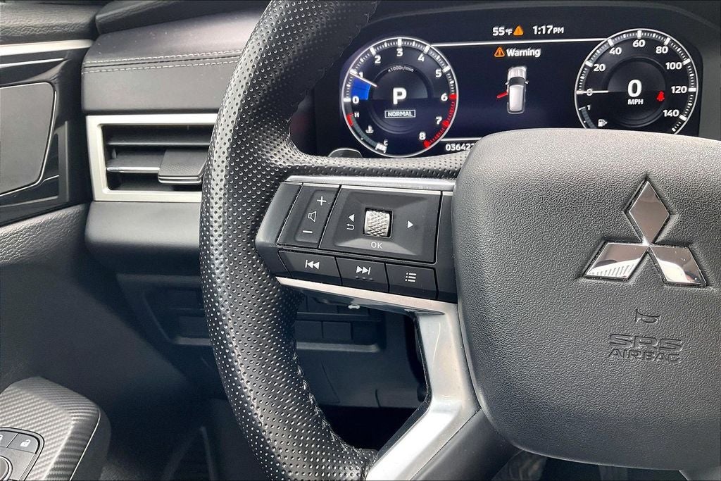 2024 Mitsubishi Outlander SE Tech