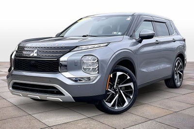 2024 Mitsubishi Outlander SE Tech
