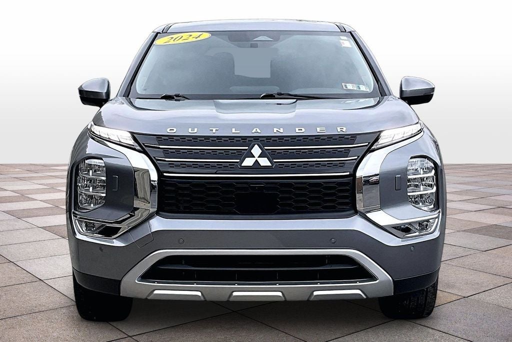 2024 Mitsubishi Outlander SE Tech