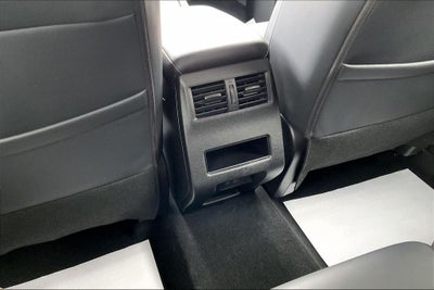 2024 Mitsubishi Outlander SE Tech