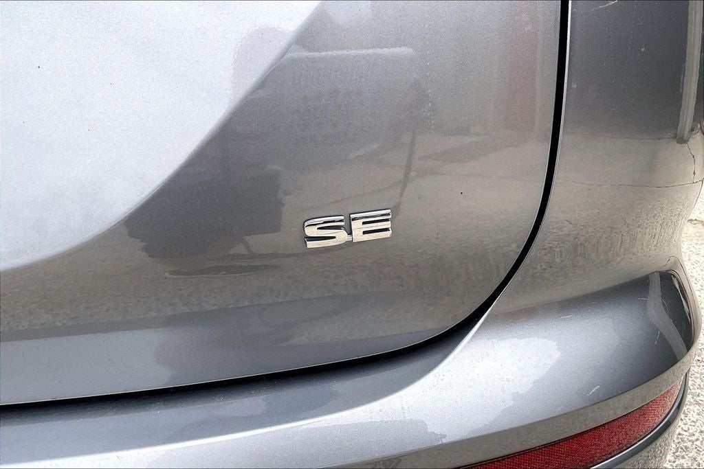 2024 Mitsubishi Outlander SE Tech