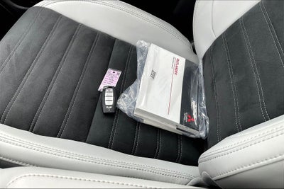 2025 Mitsubishi Outlander SE w/Tech