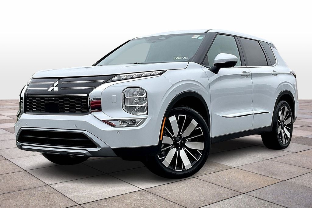 2025 Mitsubishi Outlander SE w/Tech
