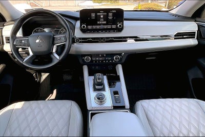 2022 Mitsubishi Outlander SEL