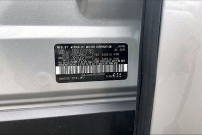 2024 Mitsubishi Outlander SE