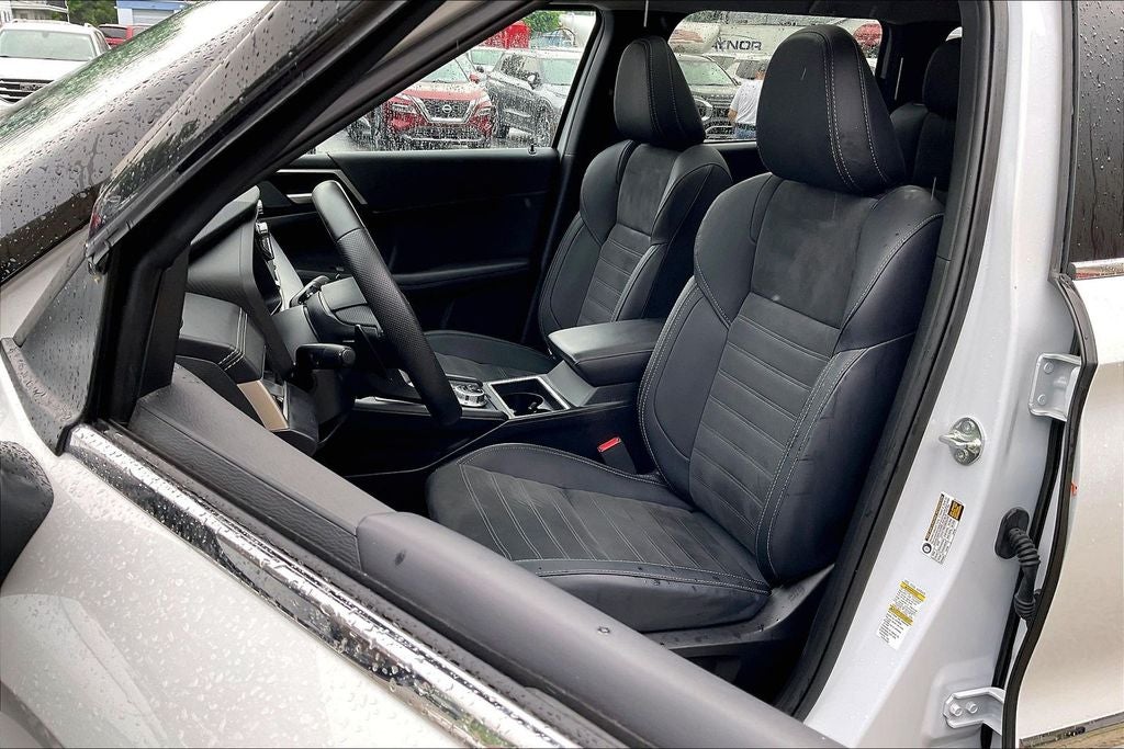 2024 Mitsubishi Outlander SE w/Pano