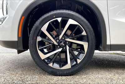 2024 Mitsubishi Outlander SE w/Pano