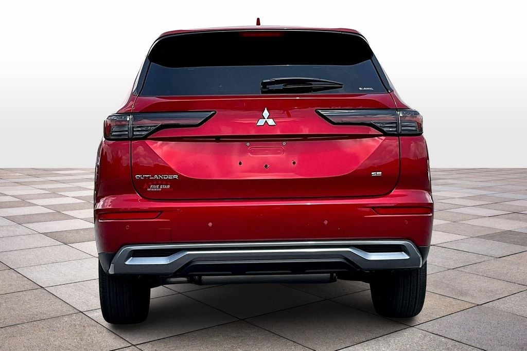 2025 Mitsubishi Outlander SE