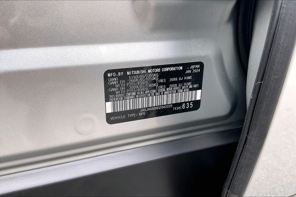2024 Mitsubishi Outlander SE