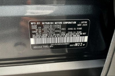 2025 Mitsubishi Outlander SE