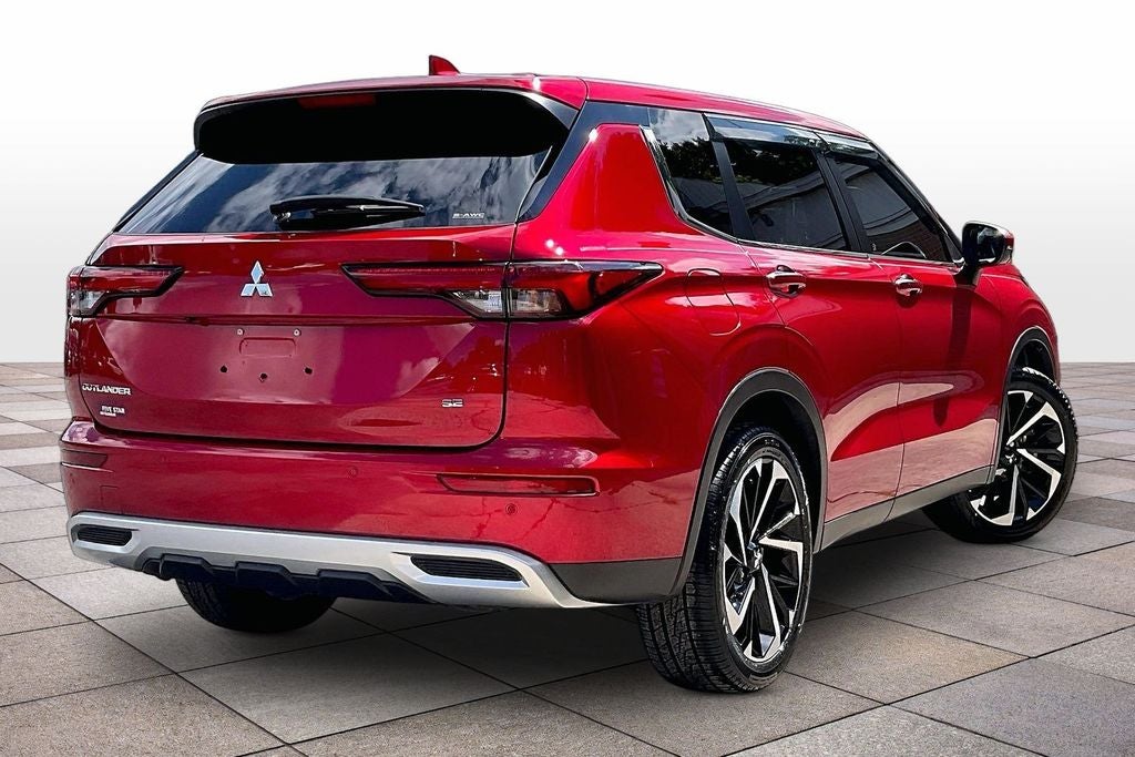 2024 Mitsubishi Outlander SE