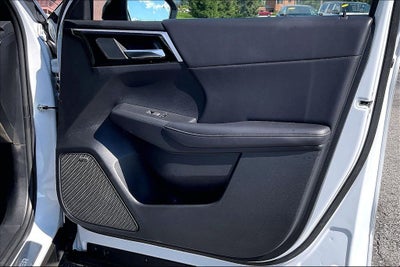 2026 Mitsubishi Outlander LE