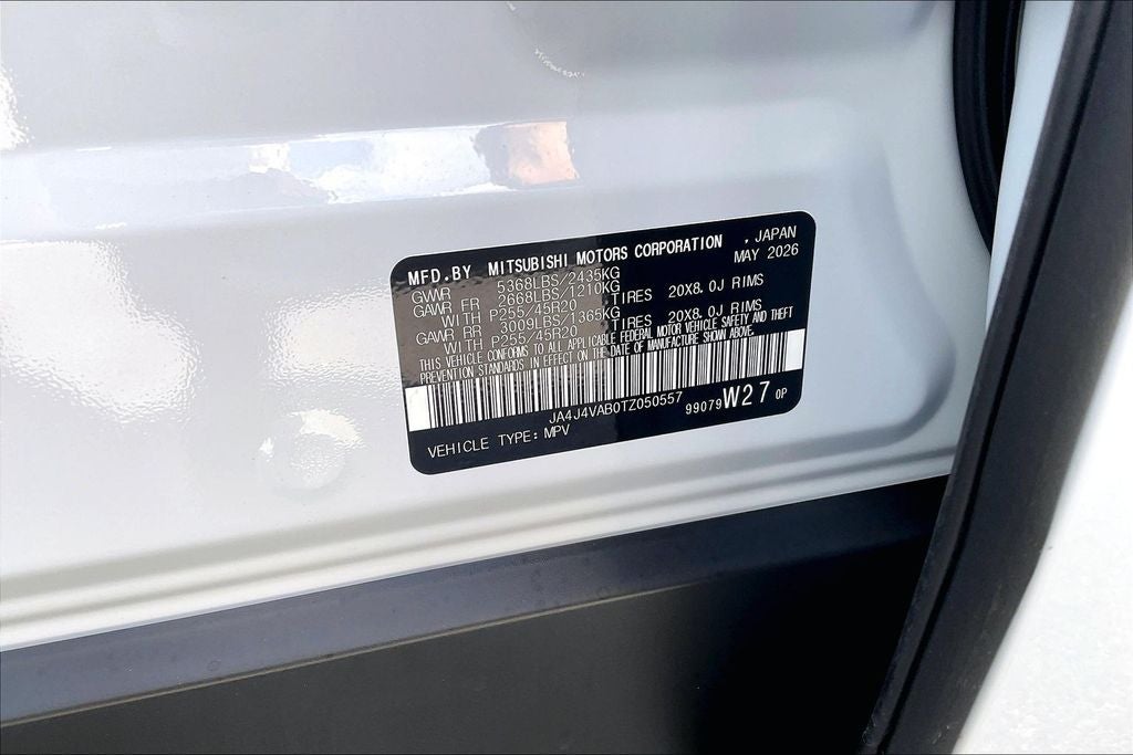 2026 Mitsubishi Outlander LE
