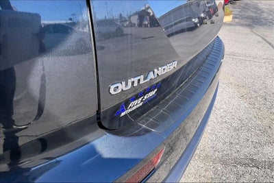 2026 Mitsubishi Outlander SE