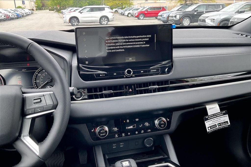 2026 Mitsubishi Outlander LE