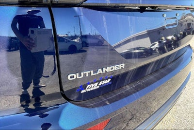 2026 Mitsubishi Outlander SE