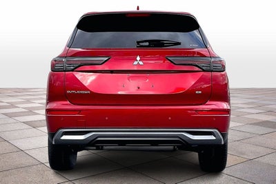2026 Mitsubishi Outlander SE