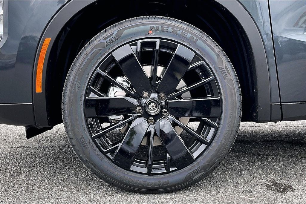 2026 Mitsubishi Outlander LE