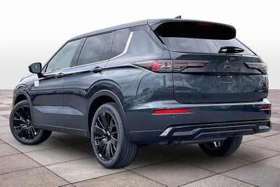 2026 Mitsubishi Outlander LE